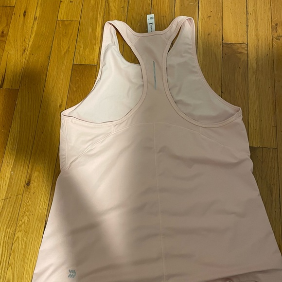 Workout Top - Picture 2 of 2